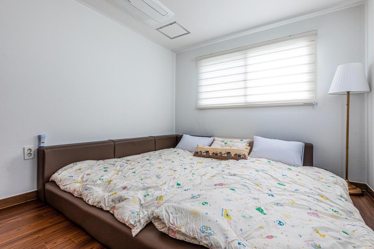 Haevichi Private Pension Seogwipo Exterior photo